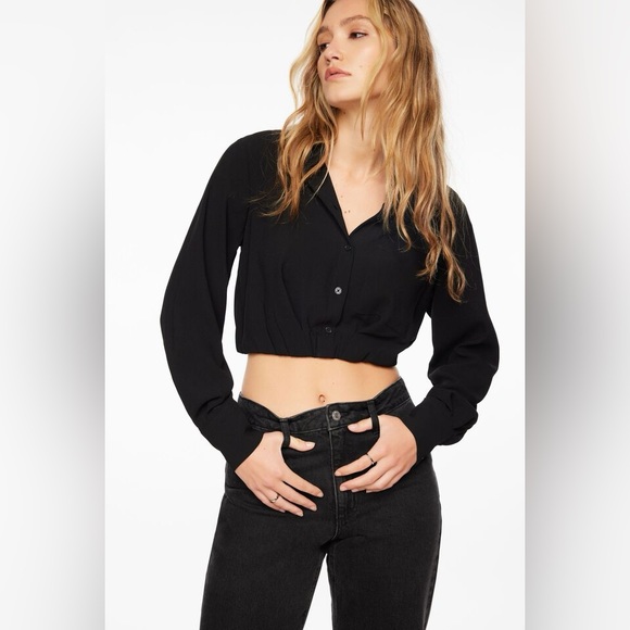 Dynamite Cropped Button Down - Picture 1 of 6